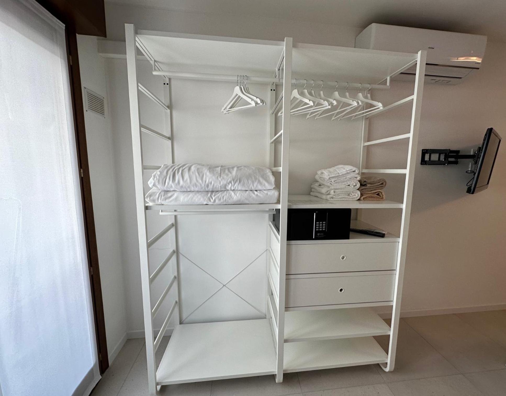Residence Bristol Bibione Bagian luar foto