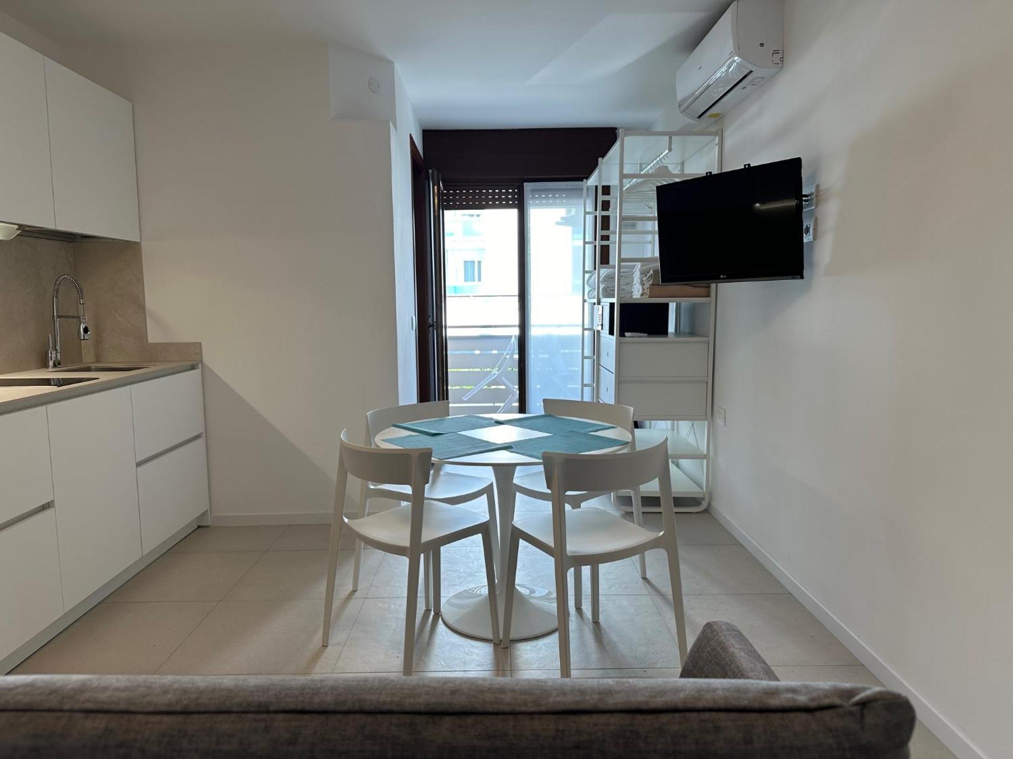 Residence Bristol Bibione Bagian luar foto