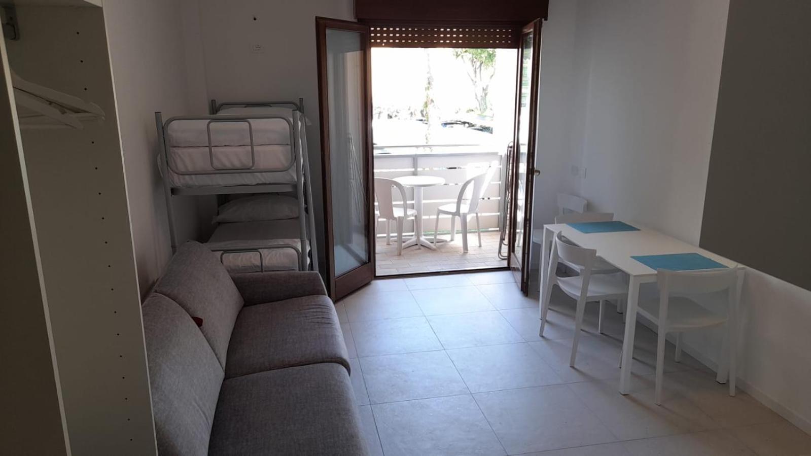 Residence Bristol Bibione Bagian luar foto