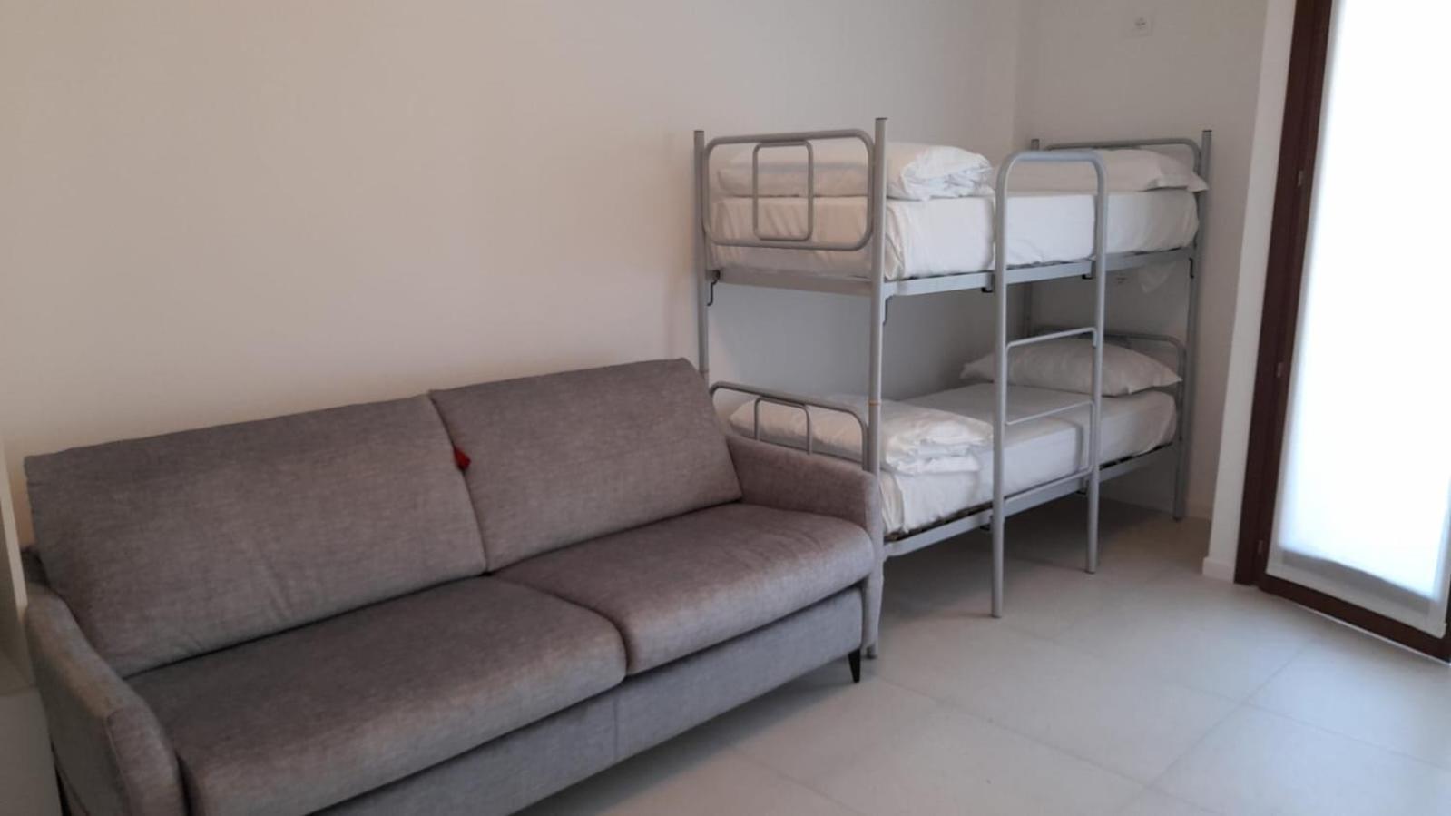 Residence Bristol Bibione Bagian luar foto